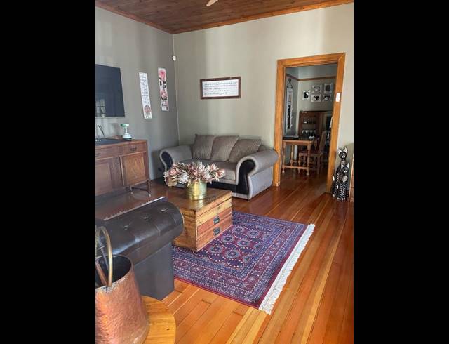 3 BEDROOM HOUSE FOR SALE IN SELECTION PARK